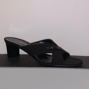 EUC SALVATORE FERRAGAMO BLACK FABRIC SLIP-ONS - SIZE 8B